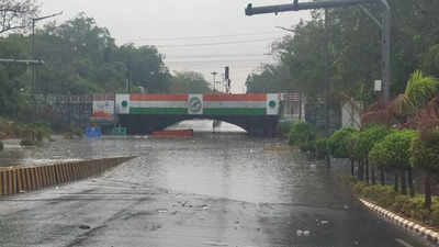 Minto Road bridge flooding: Another year, same old story; Delhiites continue to suffer