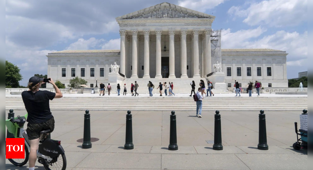 In major ruling, US Supreme Court guts power of regulatory agencies