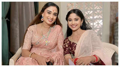 Gayatri Soham and Sanika Amit connect over their Maharashtrian roots on the sets of ‘Mangal Lakshmi’