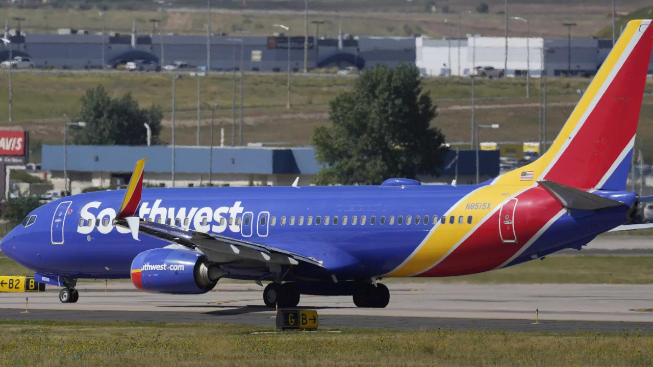 Southwest Airlines Under Scrutiny for Taking Off from a Closed Runway