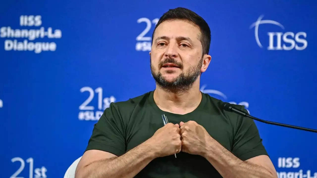 Ukrainian President Zelenskyy is preparing a “comprehensive plan” to end the war with Russia