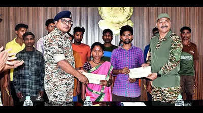 Twelve Maoists carrying bounty of Rs 7 lakh surrender