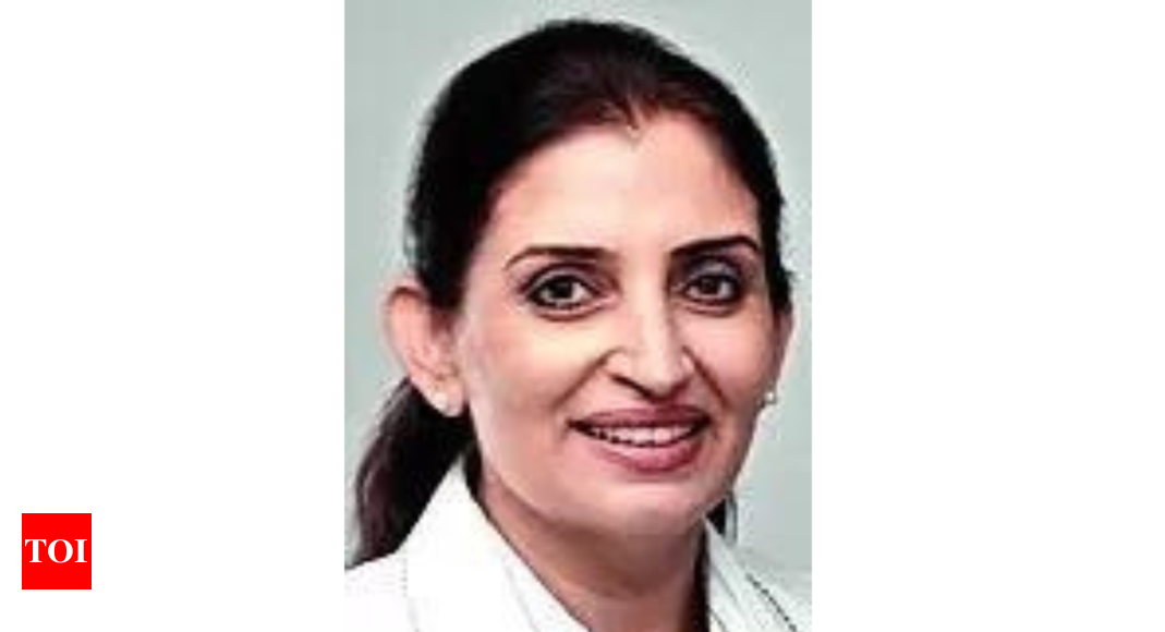Sujata Saunik is 1st woman chief secretary of Maharashtra