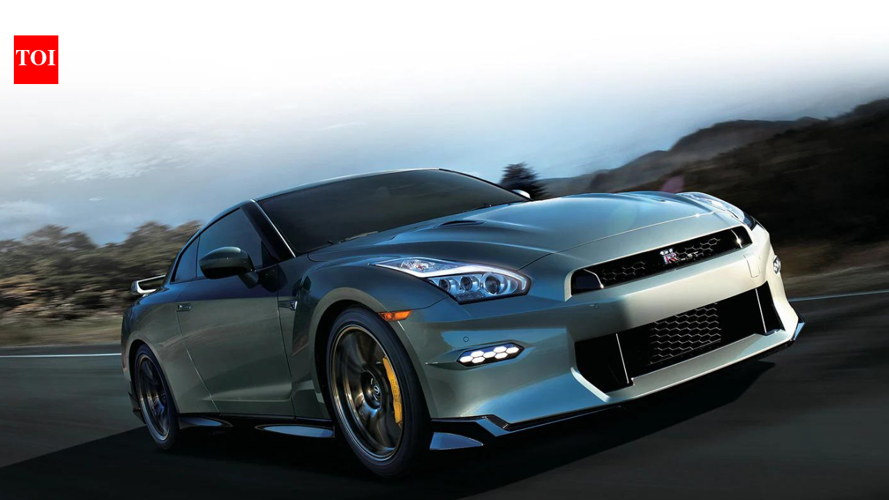 日産　NISSAN　R35GT-R The first Nissan GT-R 50 pays homage to the Kenmeri Skyline