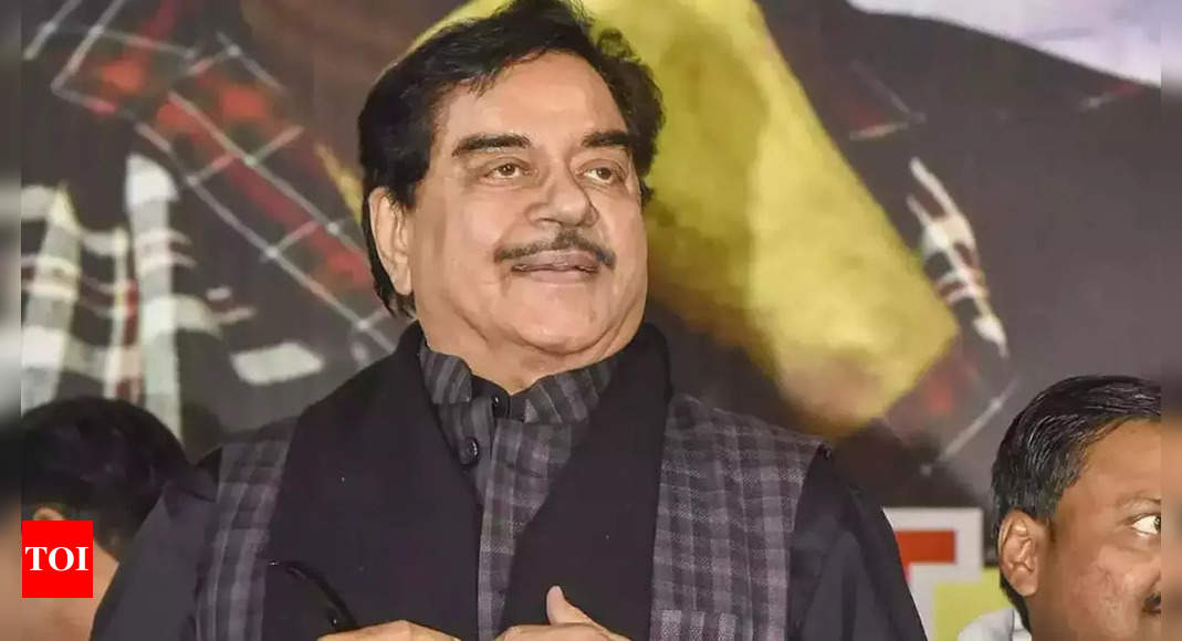 Shatrughan missed out on Deewaar and Sholay