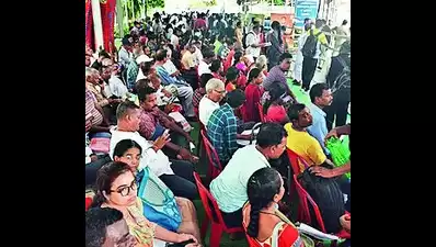 At grievance cell, people pour their hearts out to new CM