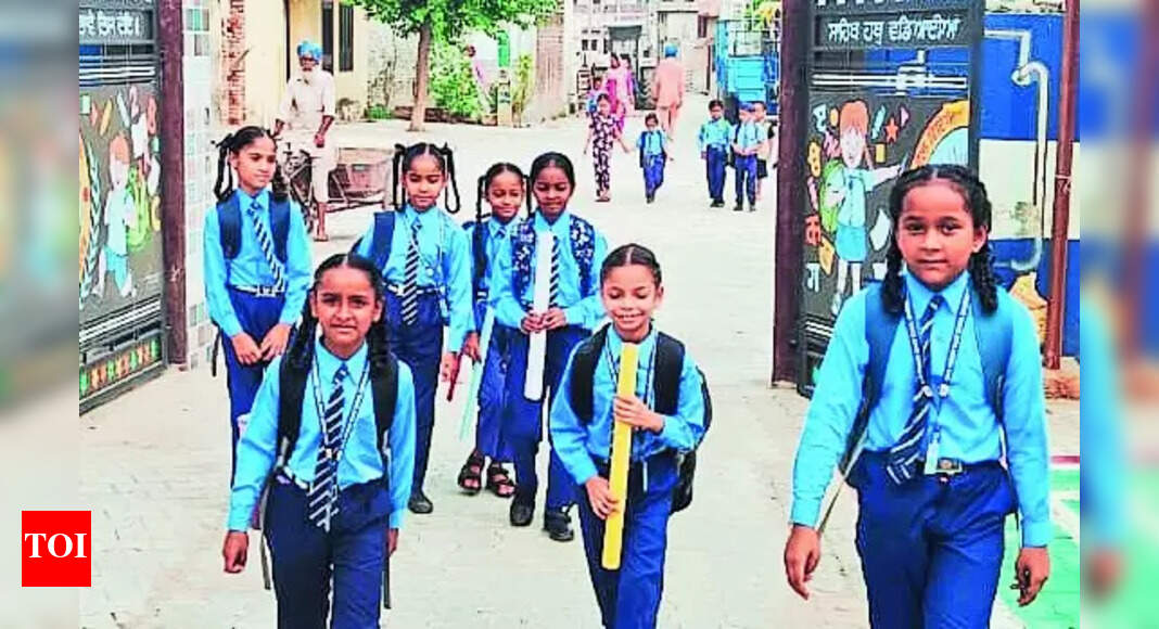 Schools Reopen: Schools Reopen to Thin Attendance After Summer Vacation ...