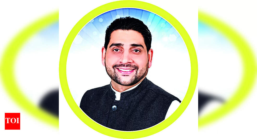 AAP Corruption Expose: Former AAP MLA Sheetal Angural Threatens to ...