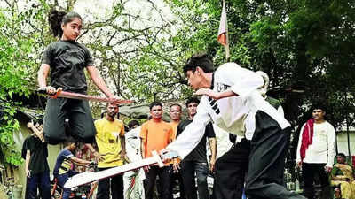 Gujarat: Teen girl to wield lathis, swords in Rath Yatra procession