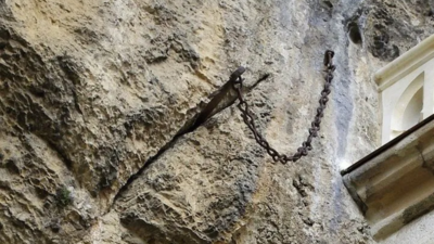 France's 1300-year-old 'legendary' sword disappears, authorities launch probe