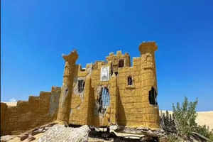 Mysterious castle emerges from sand dunes in North Carolina’s Outer Banks!
