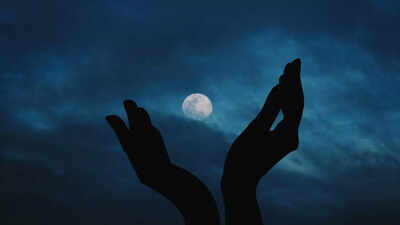 How to harness Lunar Energy for personal growth: Here are some ...