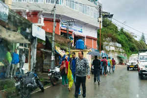Himachal Pradesh weather update: Heavy rains prompt closure of over 100 roads in the state