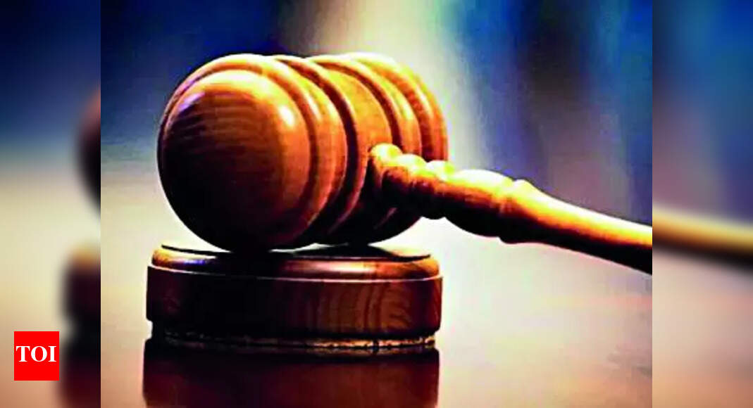 Supreme Court Supreme Court sets aside HC verdict in case of 70year