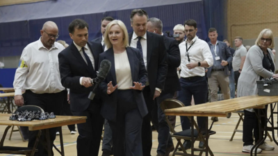 Former UK prime minister Mary Elizabeth Truss loses her seat at election