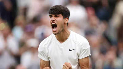 Wimbledon: Carlos Alcaraz digs deep against Frances Tiafoe