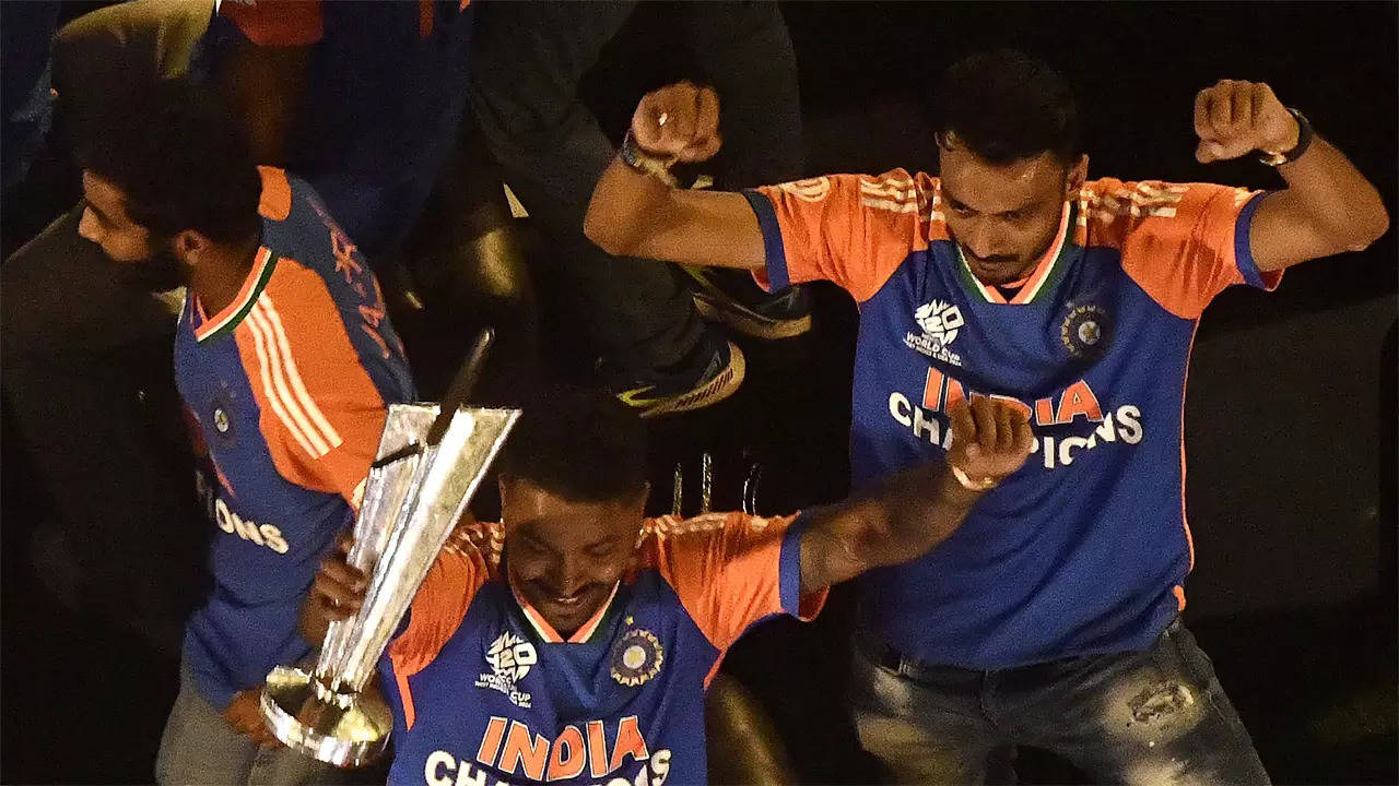 Exclusive footage! Fan’s perspective of India’s T20 World Cup victory parade from atop a tree captured on camera | Cricket News