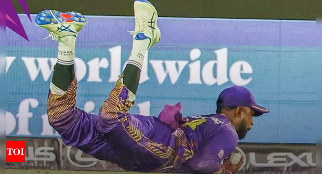 Watch: Derone Davis pulls off a screamer in Major League Cricket | Cricket News – Times of India