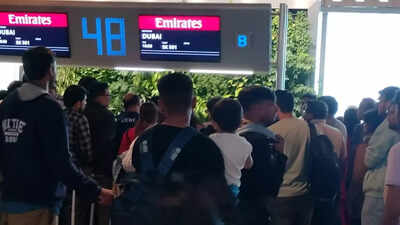 Heavy rain disrupts flight operations at Mumbai airport
