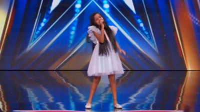 'What on earth is going on?' Anand Mahindra praises 9-year-old for her performance in America's Got Talent