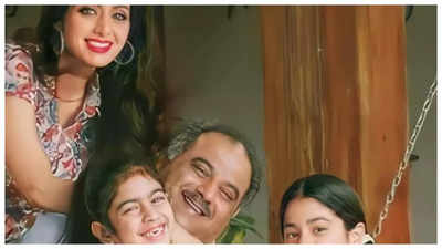 Janhvi Kapoor and Khushi Kapoor look adorable as kids in this throwback PIC with Sridevi and Boney Kapoor; See inside