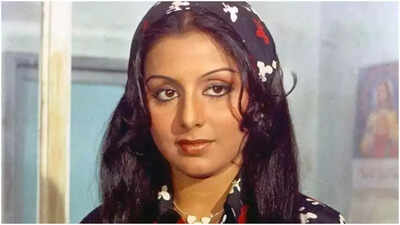 Did you know Amitabh Bachchan's THIS film rescued Neetu Kapoor's career ...