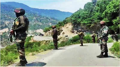 Terrorists attack Army convoy in Jammu and Kashmir's Kathua, 5 soldiers killed