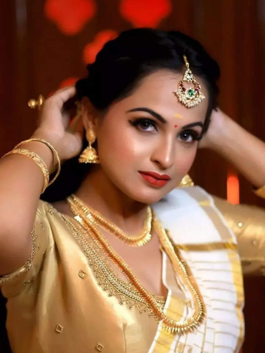  சக்திவேல் சீரியல் மீனாள் பற்றிய தகவல்கள்! 