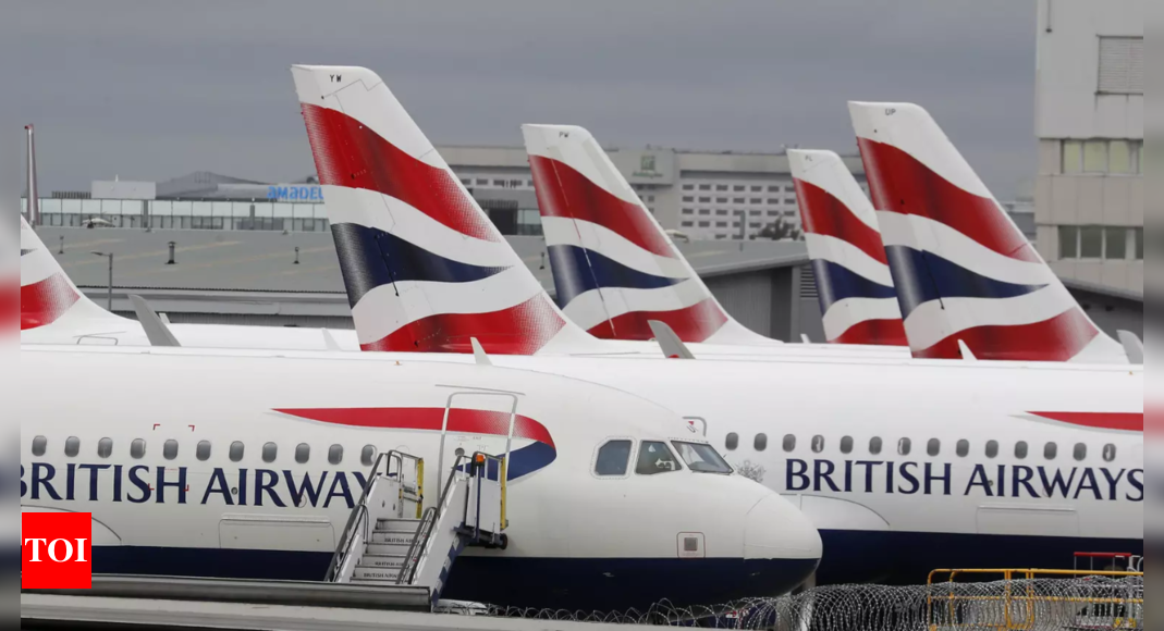 ‘Flight from hell’: British Airways plane diverts after mid-flight lightning strike – Times of India