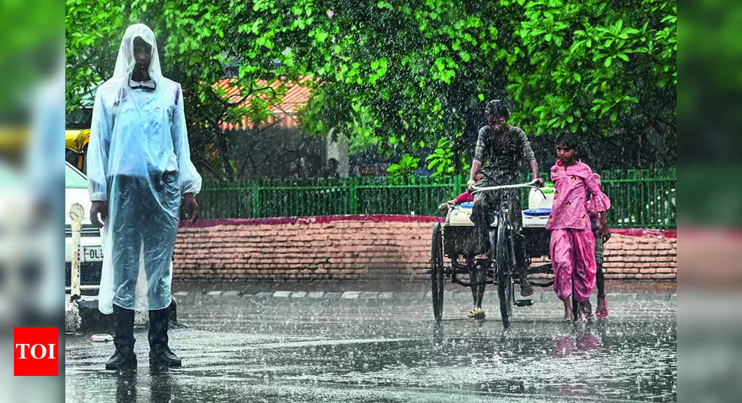 Rain: Intense Rainfall Hits Parts of Delhi | Delhi News - Times of India