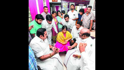 CBI Probe: AIADMK demands CBI probe into murder of state BSP chief ...