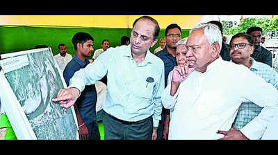 Expedite infra projects inBakhtiyarpur, says Nitish