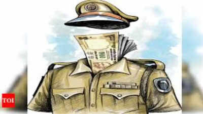 Senior inspector caught accepting bribe in Mumbai's Chembur
