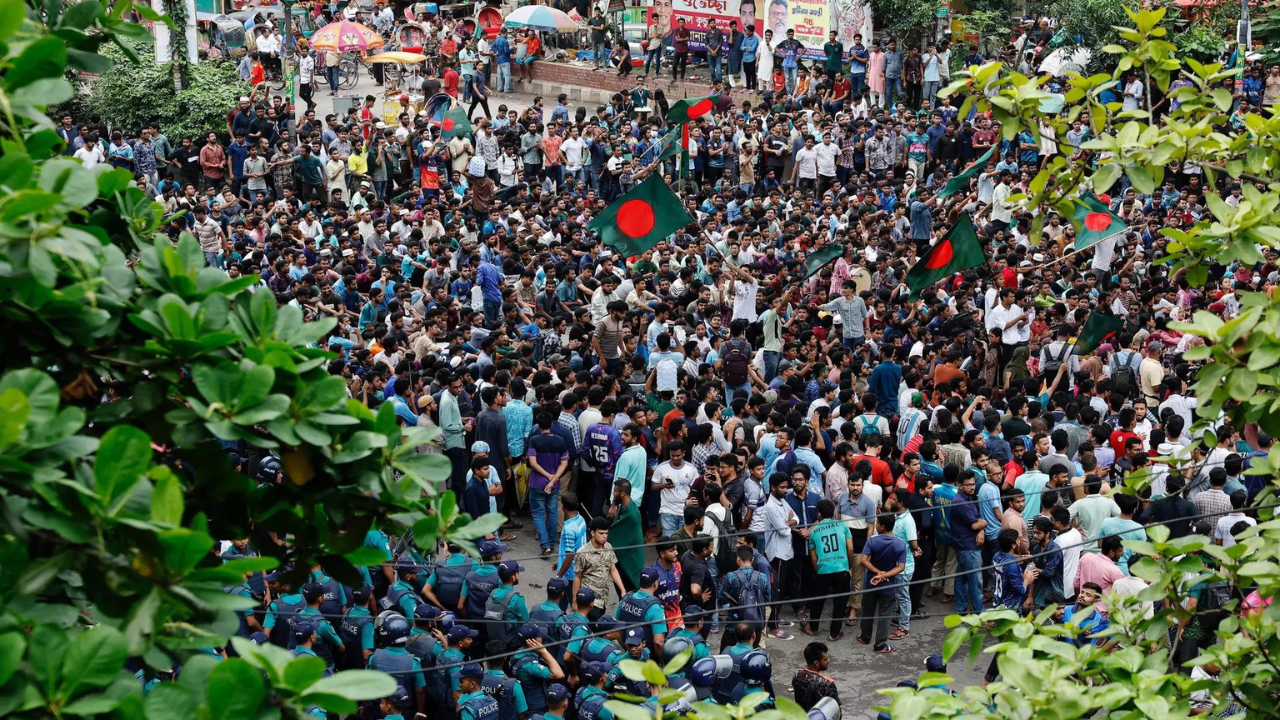 Bangladesh suspends job quotas after student protests – Times of India