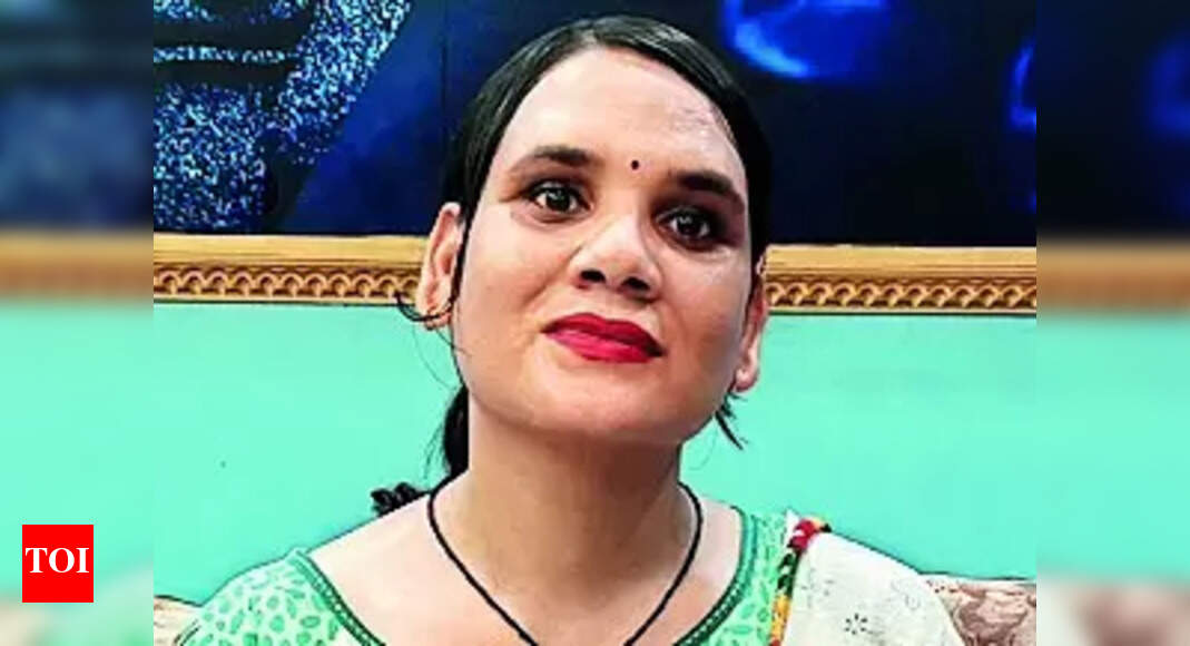 Transgender: 3 Transgenders Become Sub-Inspectors in Bihar by Breaking