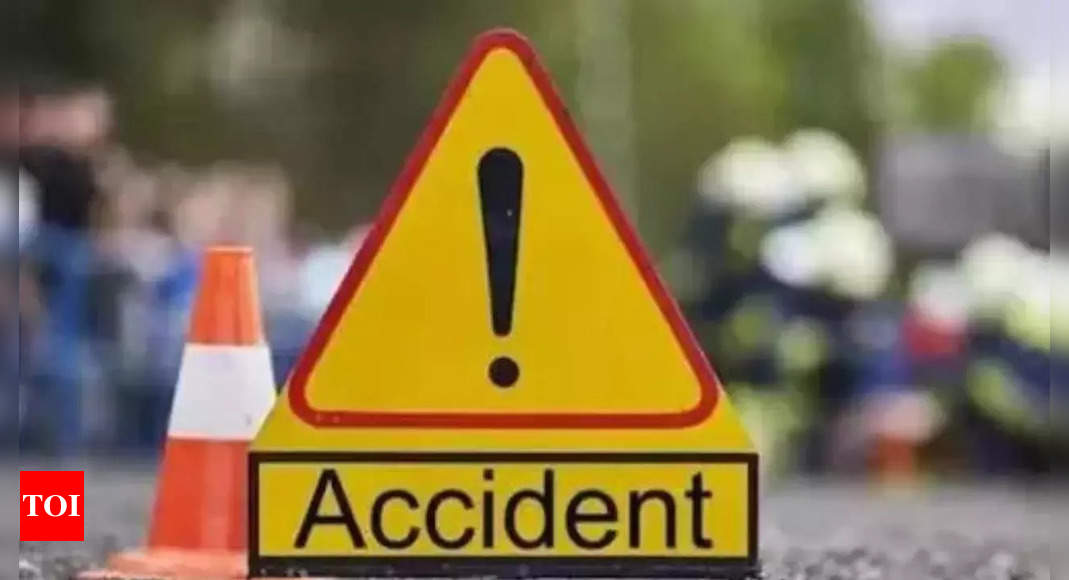 Three Killed As Car Rams Into Stationary Truck From Behind In Maharashtras Malegaon Mumbai 9670