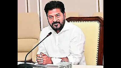 Telangana CM Revanth Reddy finally meets top liquor honchos, assures settlement of past dues soon