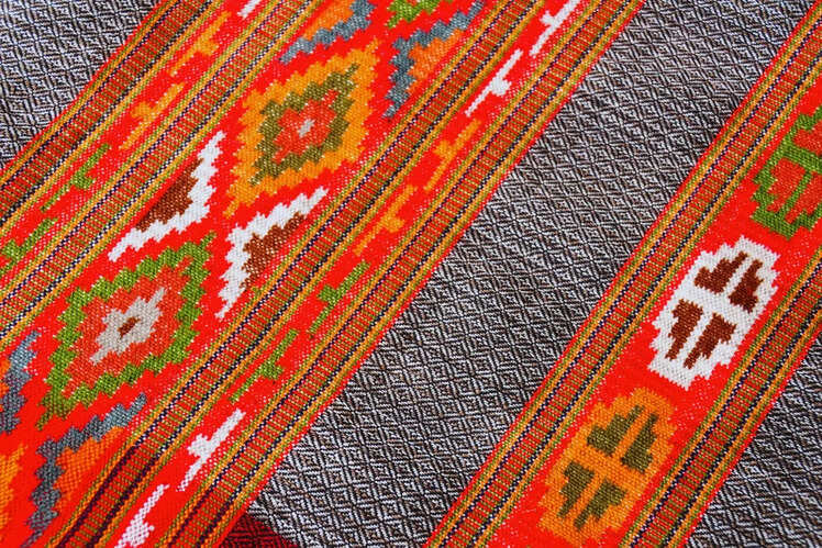 Kullu shawls