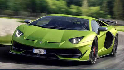 Explore the top 10 fastest cars in the world