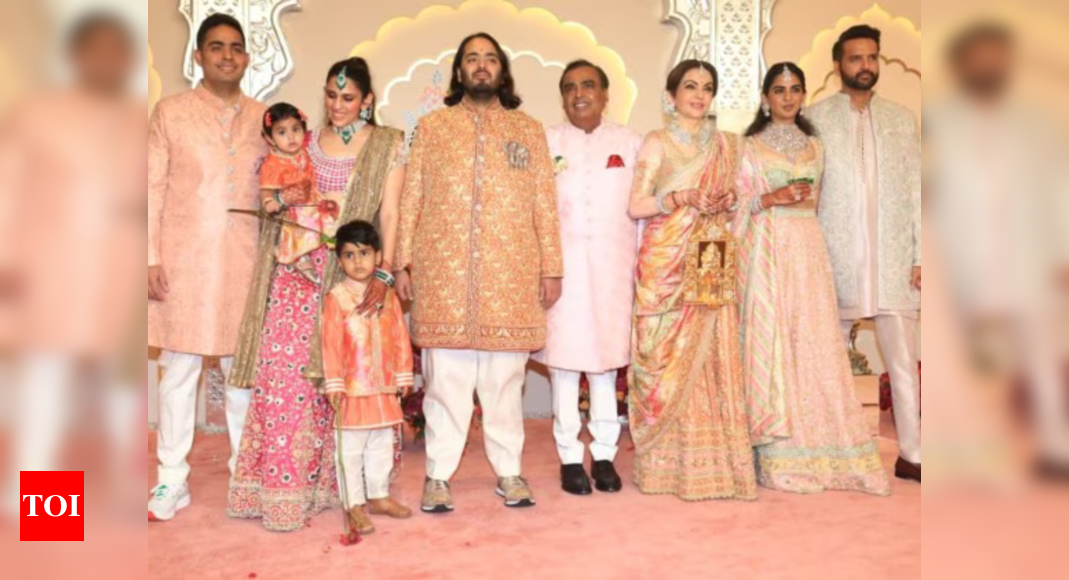 Anant-Radhika’s wedding: What is Nita Ambani holding in her hand in this picture?