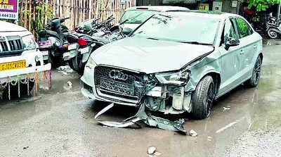 Audi driven by drunk man hits 10; four injured