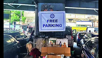 Kolkata: Gariahat flyover parking free till new agency hired