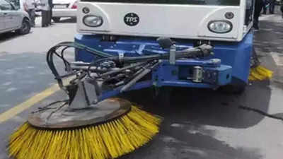 Mechanised cleaning yet to take off in Connaught Place after 2 years