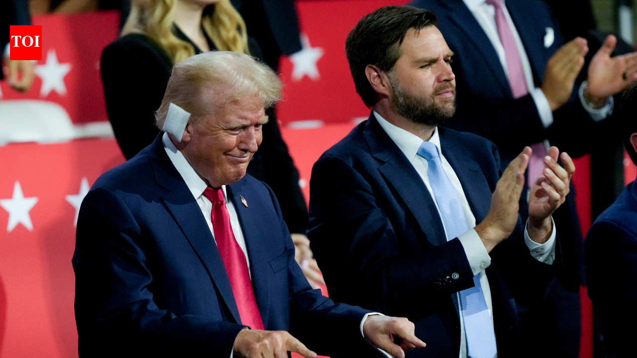 Donald Trump republican national convention: Trump, with ear bandaged ...