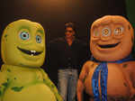 SRK promotes 'Don 2' at 9XM studio