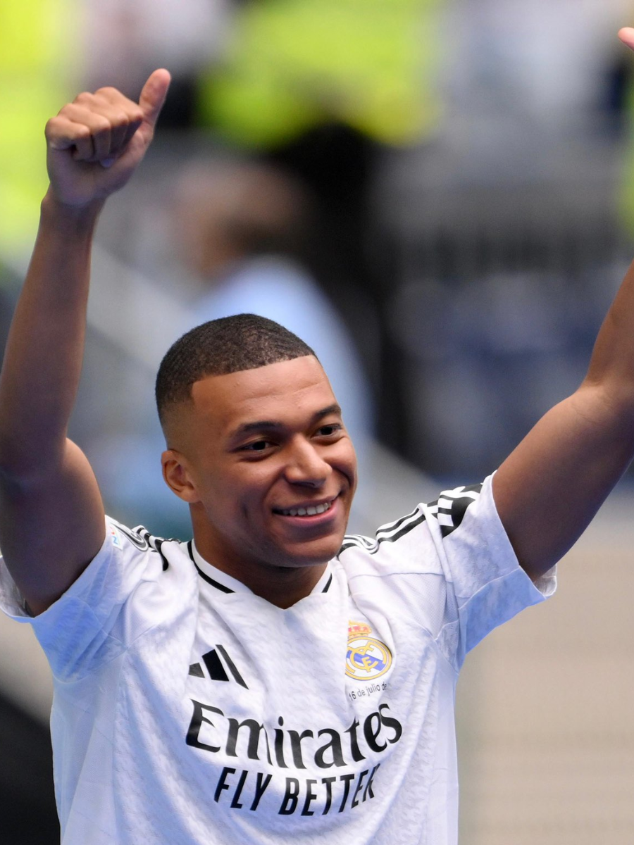 How Real Madrid Can Lineup With Kylian Mbappe Times Now