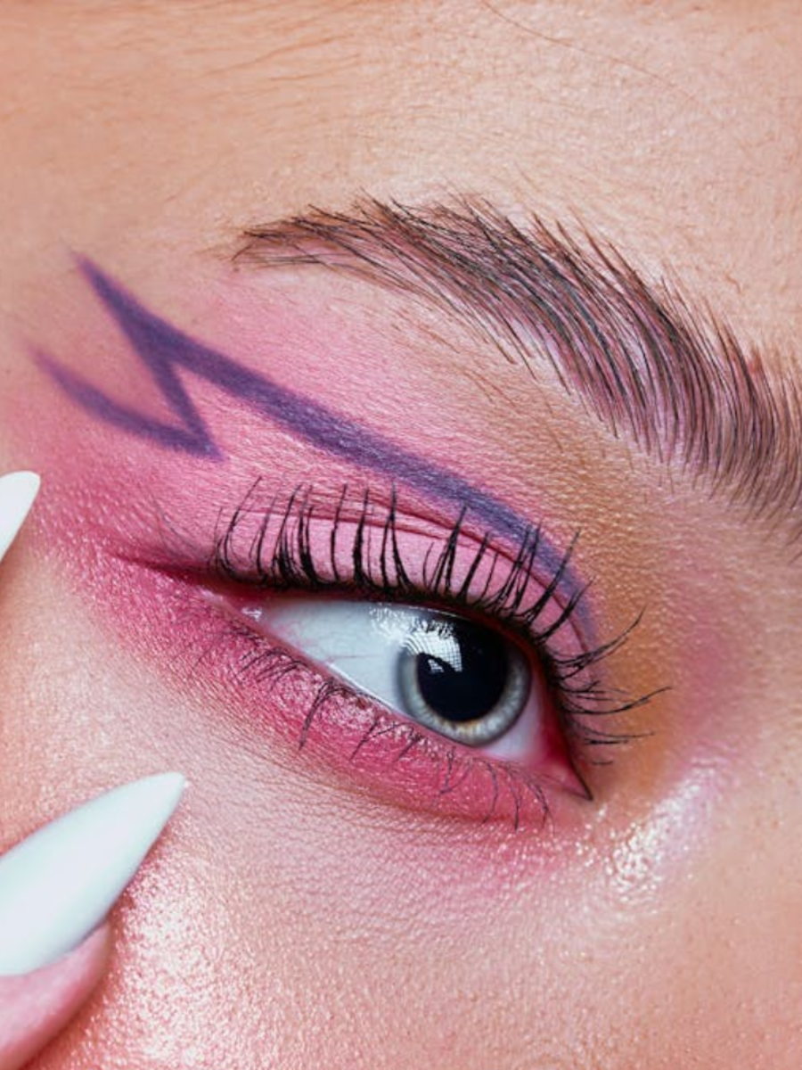 How To Do Graphic Eye Makeup | Times Now