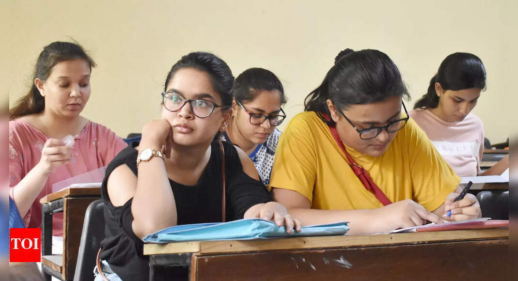 DSEU revamps timetable: Lunch break removed for non-stop class sessions ...