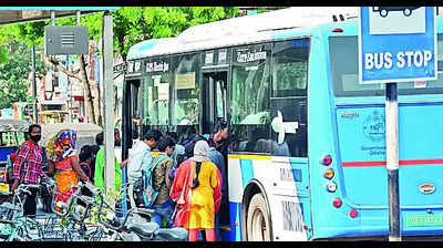 Mo Bus passengers highlight overcrowding woes