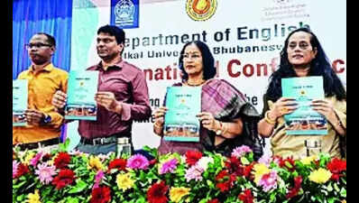 ‘Translation must be done keeping global readers in mind’